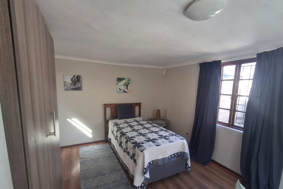 To Let 1 Bedroom Property for Rent in Table View Western Cape